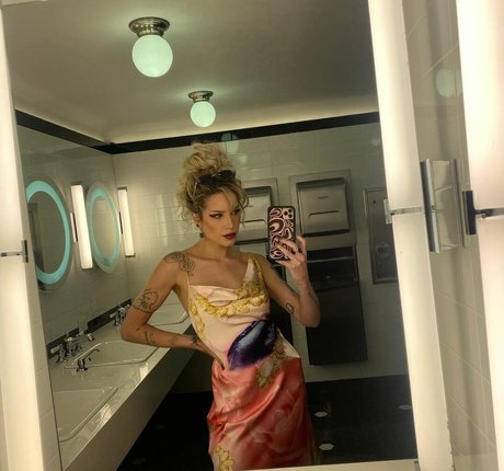 stepsister onlyfans pornographic gallery