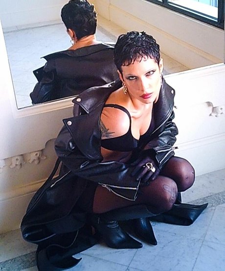 Halsey xxx model photos