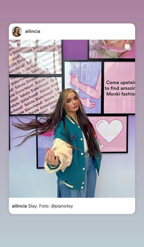 Ailincia model top images