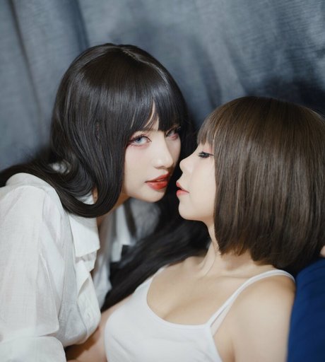 KitzCua hot actress image