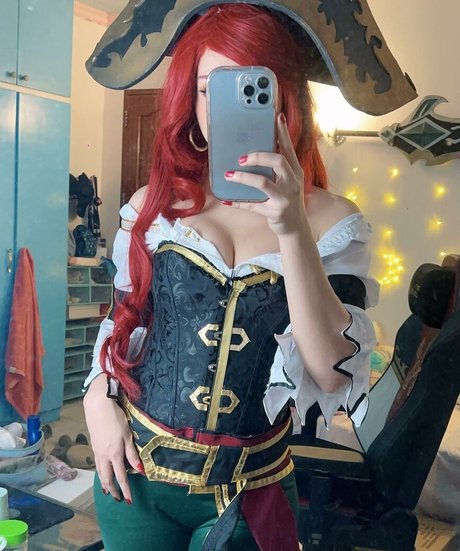 KitzCua star pornographic pics