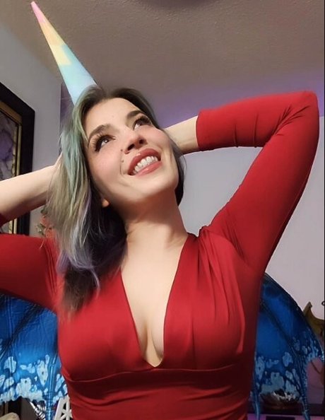 feet tease onlyfans beautiful naked pic