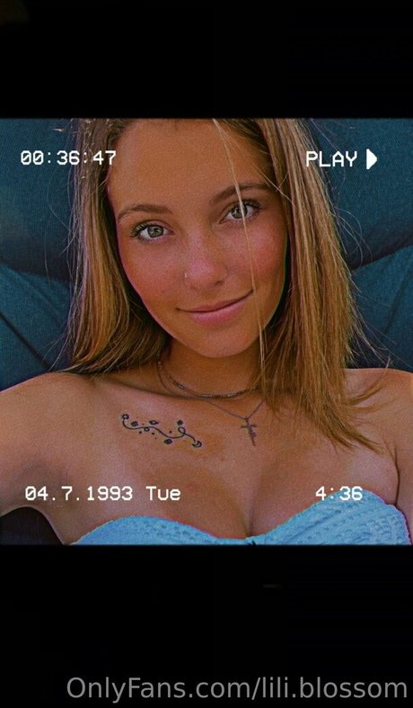 lili blossom nude pornstar img