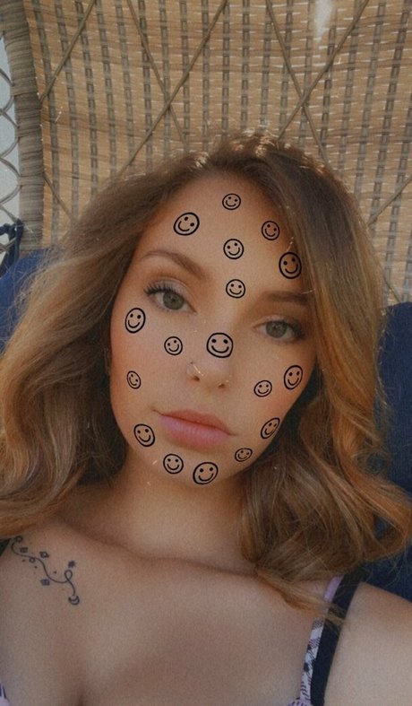 lili blossom model sex photo