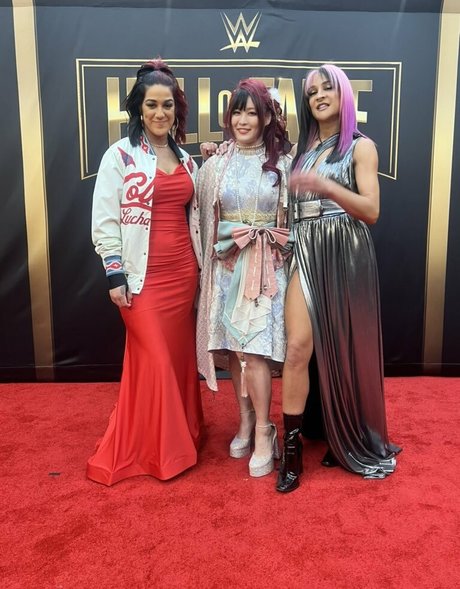 Bayley star exclusive pics