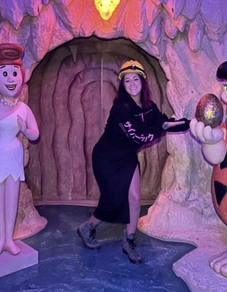 Bayley model high quality picture