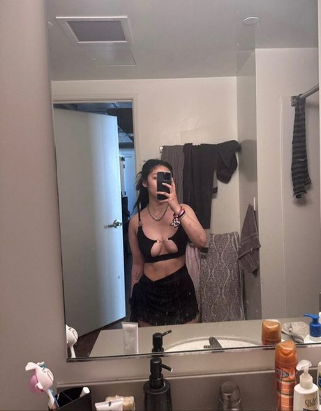 Arine Kim pornstar high quality gallery