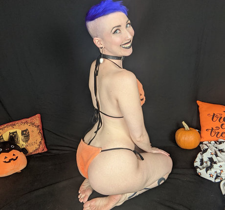 girl onlyfans free naked images