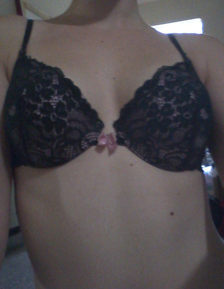 Ikuy beautiful model photos