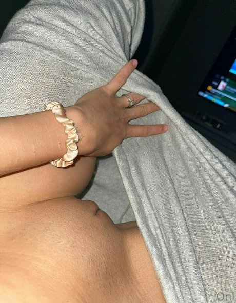 naked milf onlyfans pretty pic