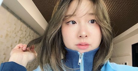 Starsmitten nude pornstar archive