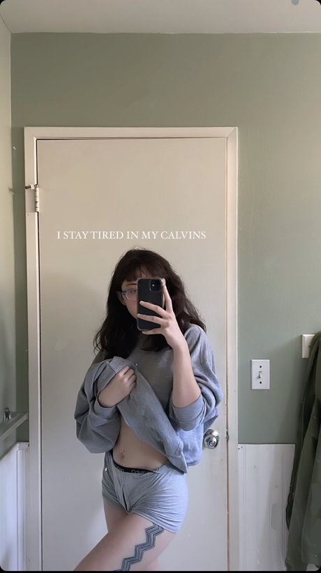 college girl onlyfans sexy naked pictures