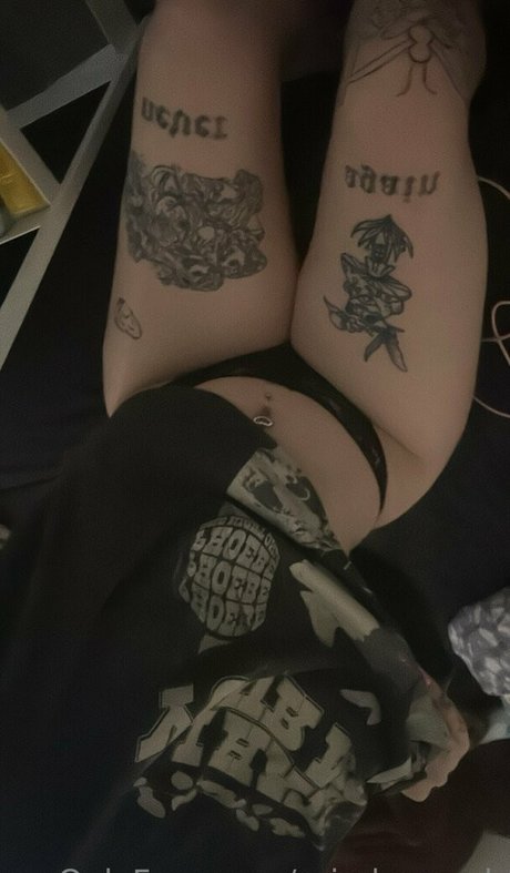 blonde muscle onlyfans hot sexy image