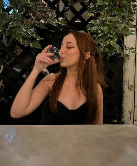 Ellie Schnitt pornographic actress picture