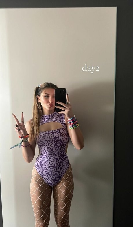 Leoniemontybtw perfect pornstar pic