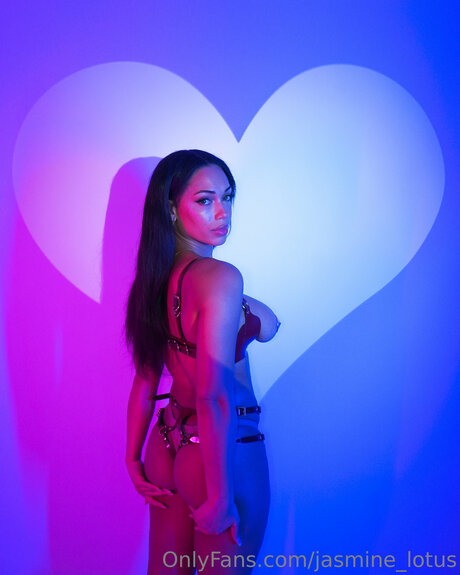 Jasmine Lotus nudes model pics