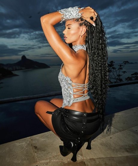 cougars onlyfans art naked pic