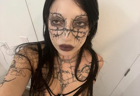 lesbian fingering onlyfans free nude pics