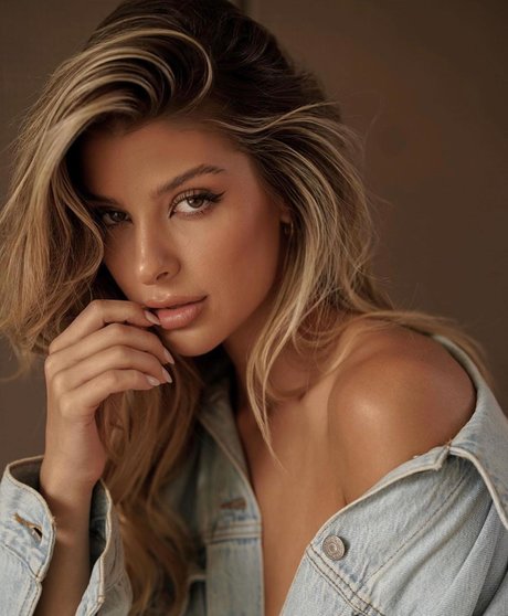 joi asian onlyfans adult photo