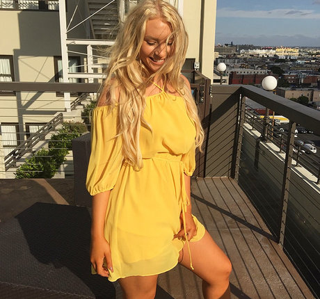 Nikkita Lyons adult actress img