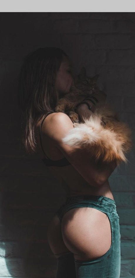 18 free onlyfans xxx img