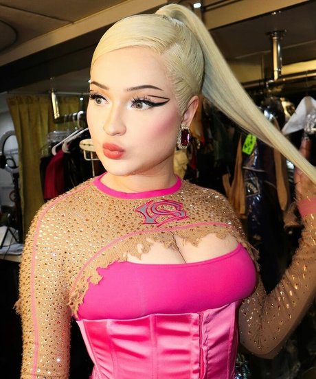 Kim Petras sex model image