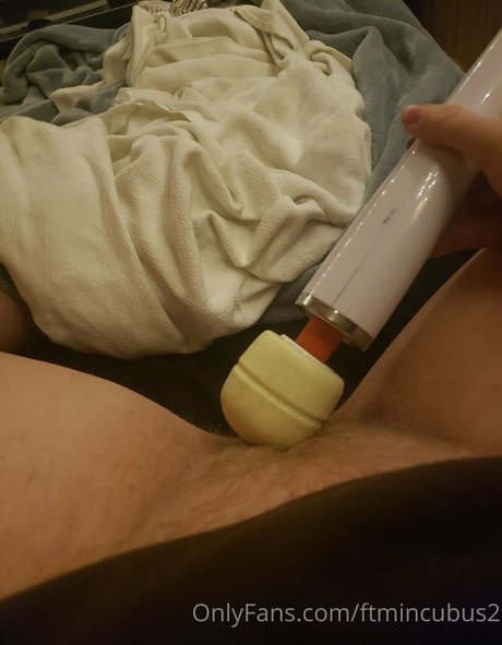 ftmincubus2 porn model images