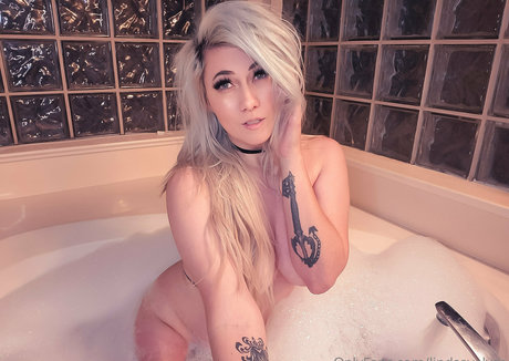 tiny onlyfans erotic img