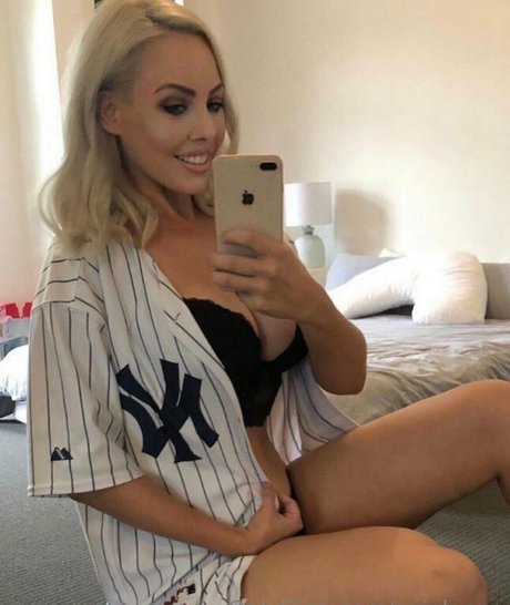 evieleana hd star gallery