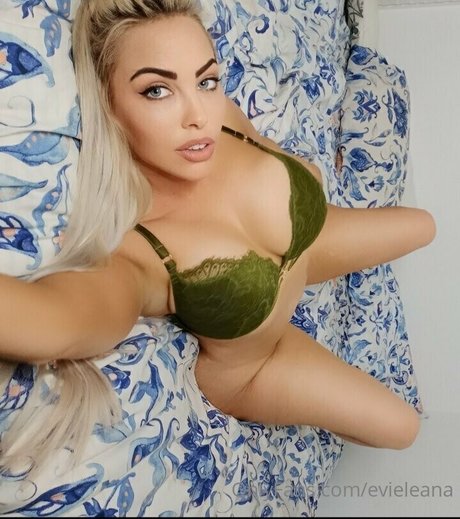 evieleana star best photo