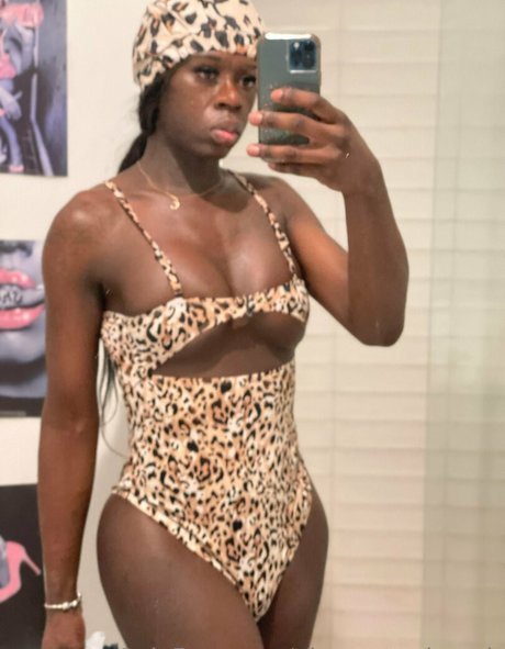 glamazonchanelr nice actress galleries