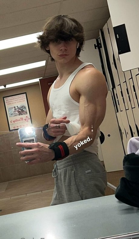 nate shreds model xxx pics