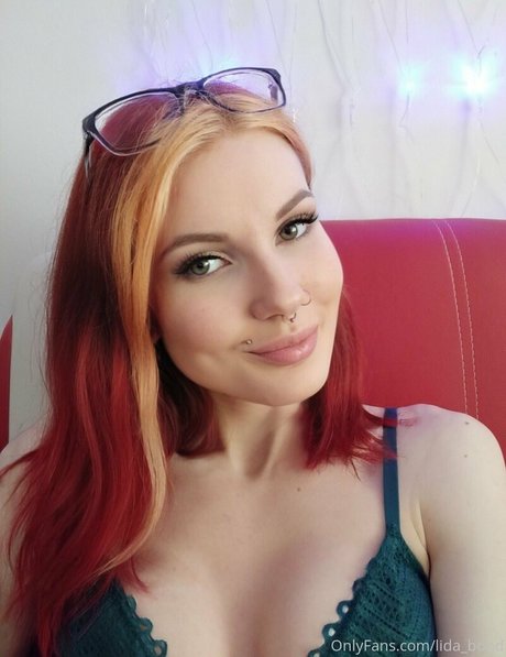 lida bond high quality actress photos