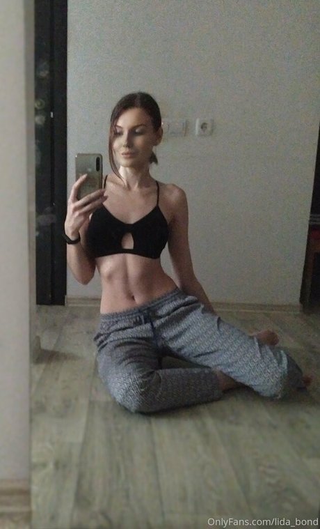 lida bond model pornographic img