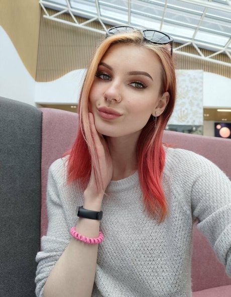 lida bond porn actress galleries