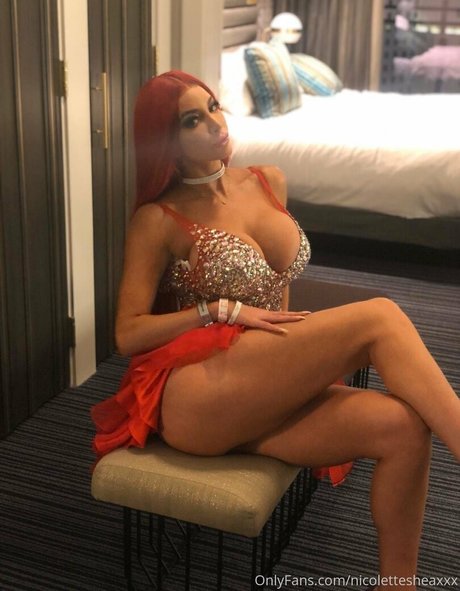 cum on glasses onlyfans beautiful picture