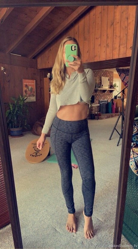 NakedBakers model art image