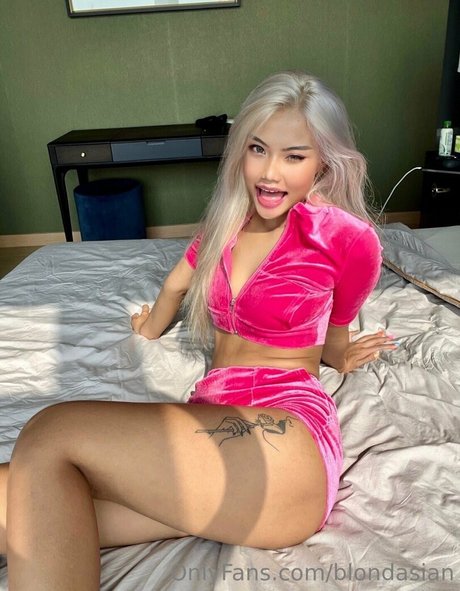 blondasian erotic pornstar archive