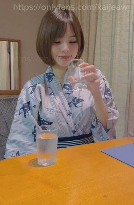 kaijeaw pornstar erotic image