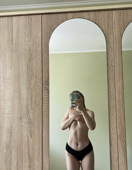 milf glasses onlyfans free sexy photo