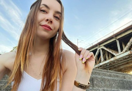 callmelusty naked star picture