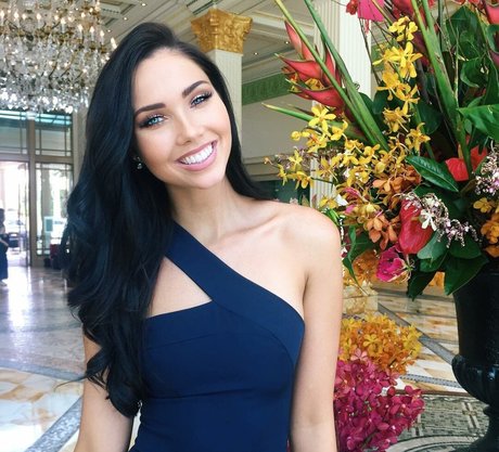 Jessica Green sexy actress image