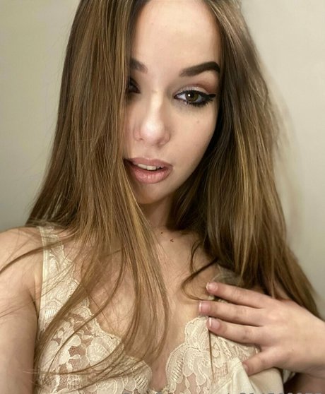 cute babe onlyfans hot naked img