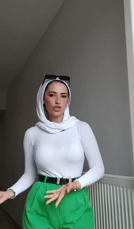 ggulumss art pornstar img