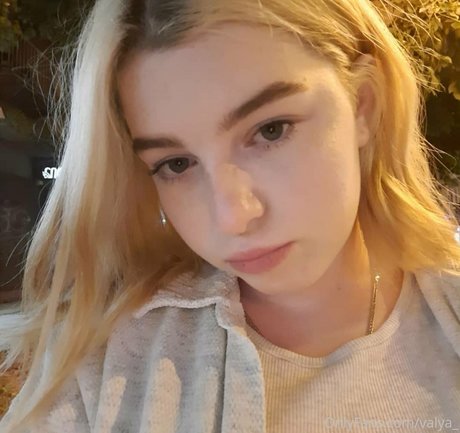 valya_ high quality model photos