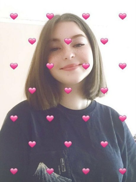 valya_ art pornstar image