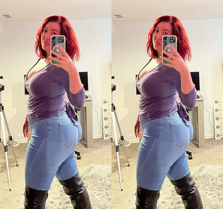 blonde hairy pussy onlyfans naked image