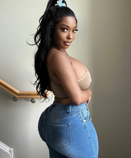 Mswandaxo beautiful star photos