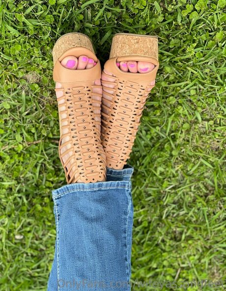 bikini model onlyfans best archive