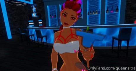 queensitra pornographic star picture